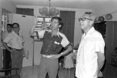 如许的贯穿他终身